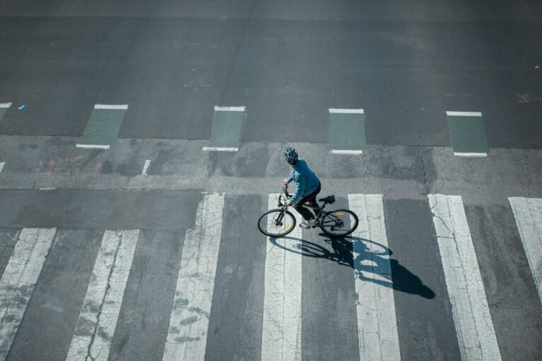 How to Ride an Electric Bike Safely in Traffic