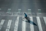 How to Ride an Electric Bike Safely in Traffic